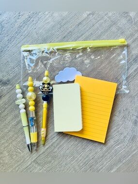 NEW📚 Homemade Crafted Beaded Pens & Pencil Stationery Set OS